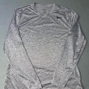 Nike Dri-FIT Men's Long Sleeve T-Shirt Athletic Gym Gray Size XL